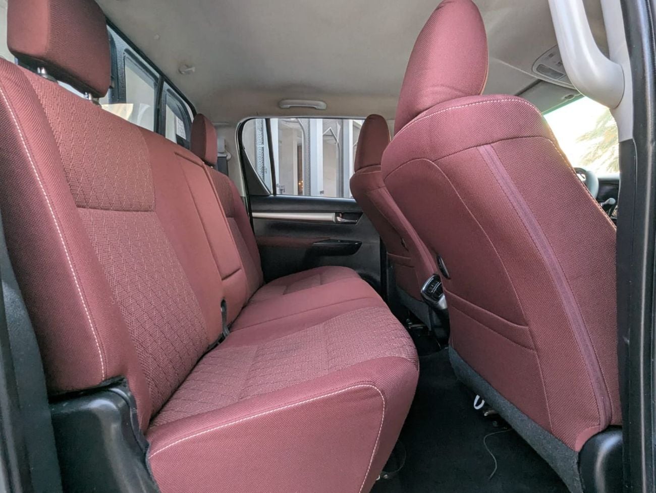 تويوتا هيلوكس Toyota Hilux pickup LHD 2021 white diesel engine 4-cylinder 2.4L