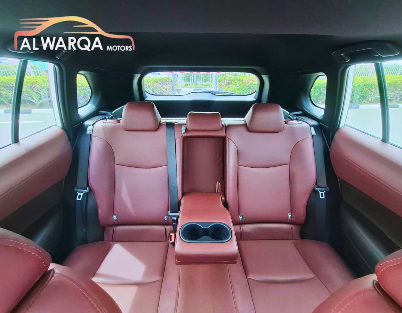 تويوتا كورولا كروس 1.8L GLI (HEV)