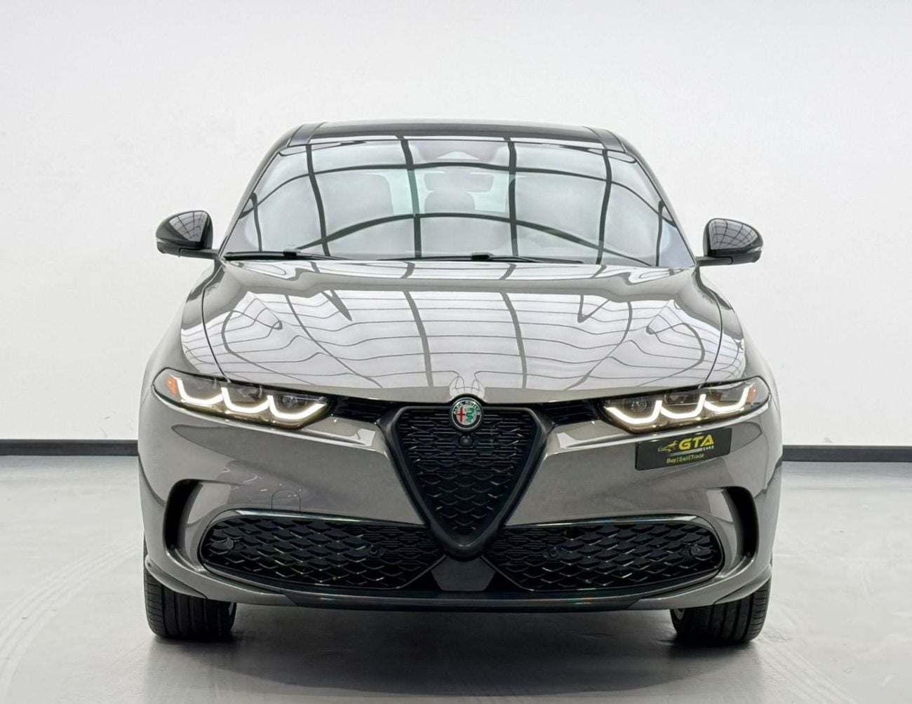ألفا روميو تونالي 2025 Alfa Romeo Tonale Veloce, 5 Years Alfa Warranty + Service Pack, Delivery Kms, Fully Loaded, GCC