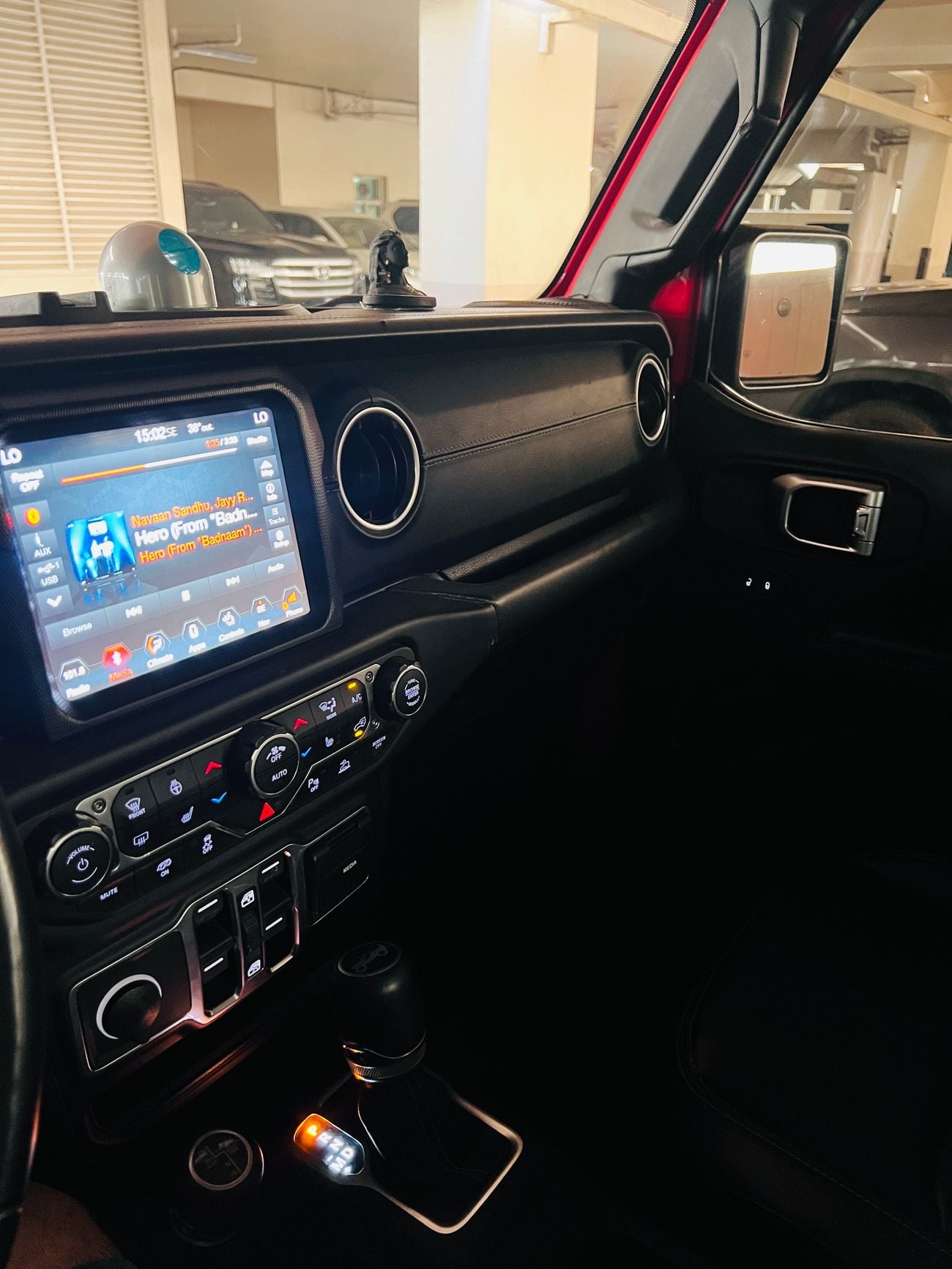 Jeep Wrangler Unlimited SAHARA