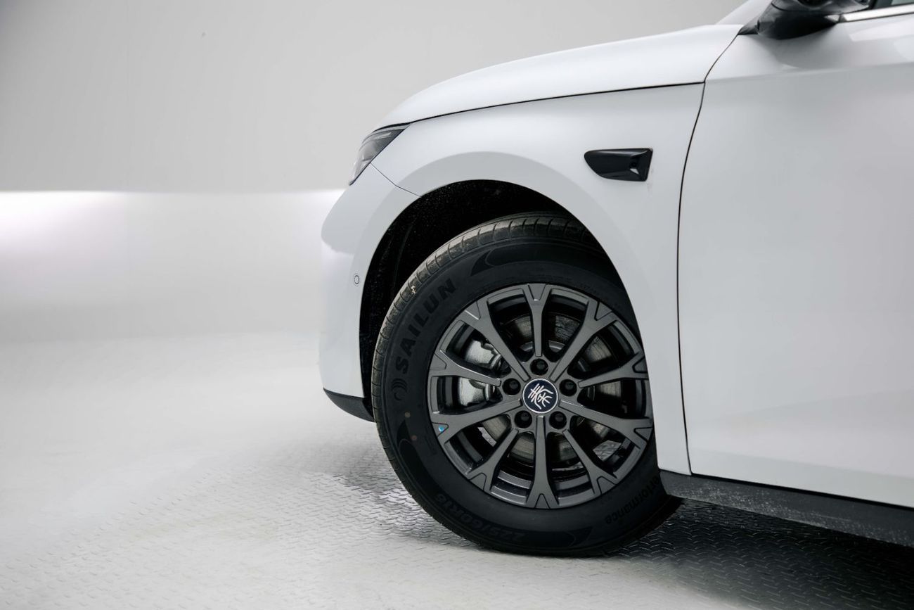 بي واي دي كين ال دي ام-اي Leading Version 1.5L - White Inside Grey | Export Only