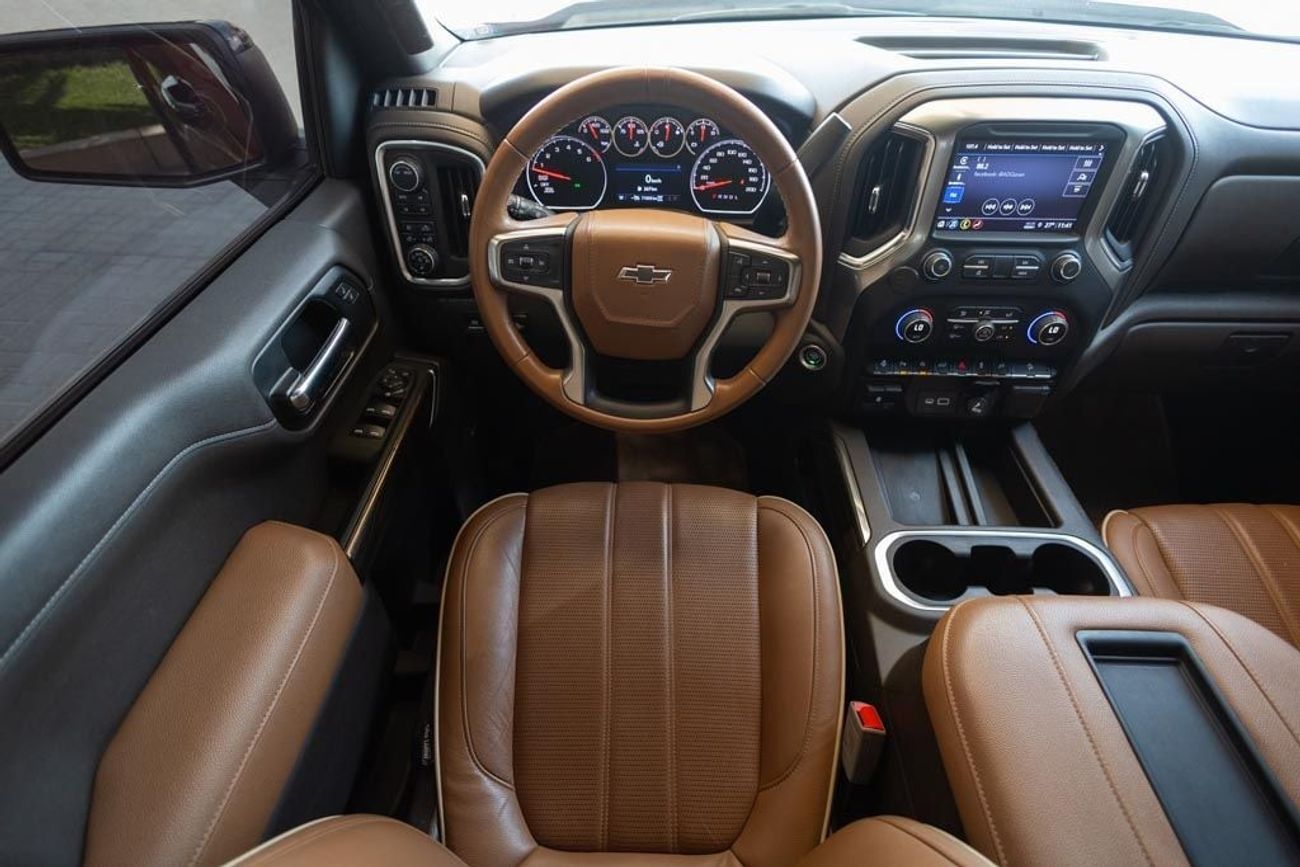 Chevrolet Silverado Chevrolet Silverado LD Z71 TrailBoss ShaheenEX Crew Cab 2022 GCC under Agency Warranty with Flexible