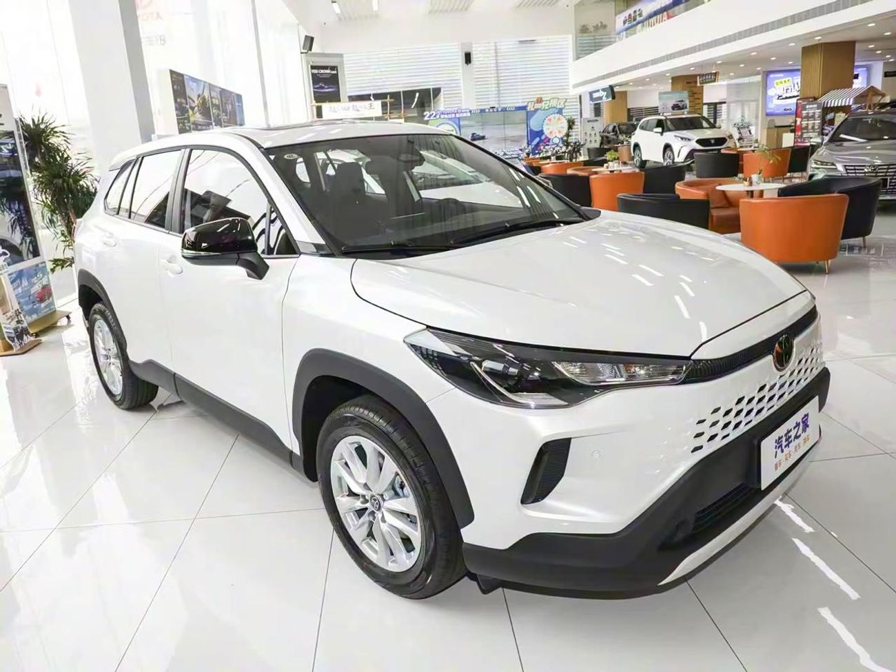 تويوتا كورولا كورولا كروز هايبرد