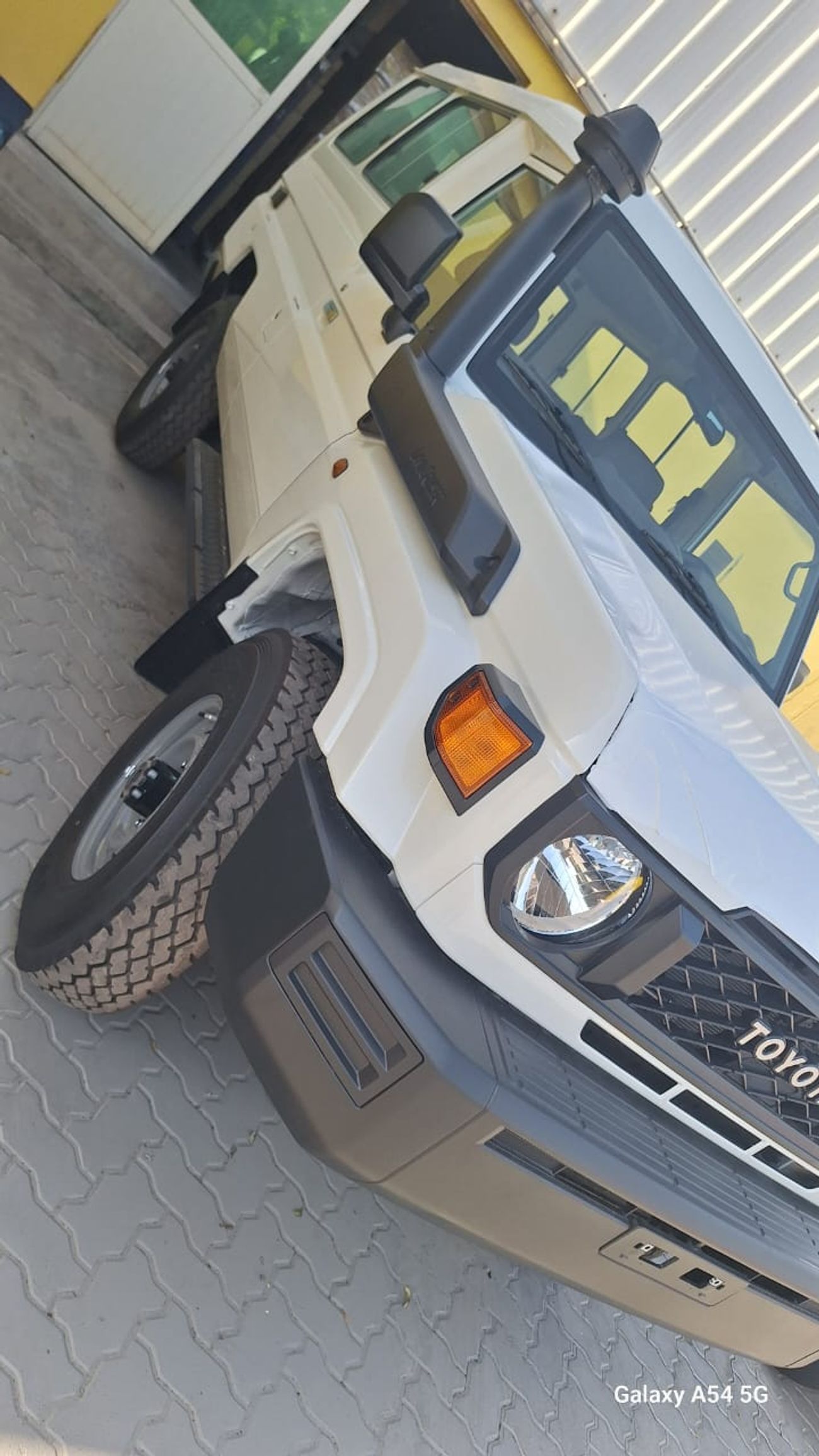 Toyota Land Cruiser 70 TOYOTA LAND CRUISER LC78 3DOORS HARDTOP 4.0L PETROL MT
