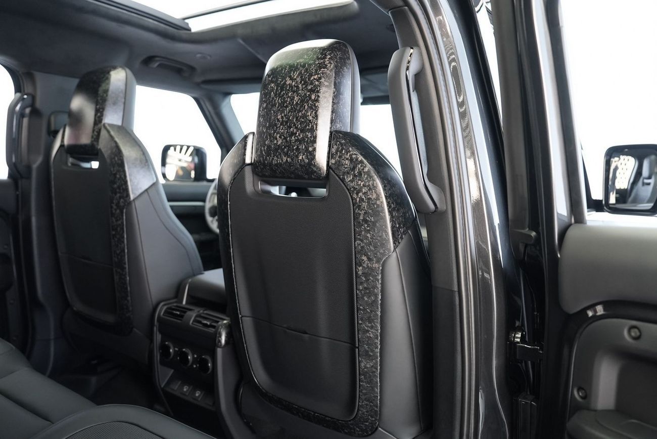 Land Rover Defender Land Rover Defender 110 Octa First Edition V8