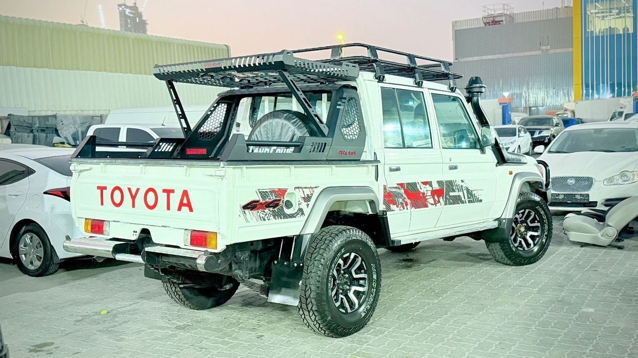 Toyota Land Cruiser Pick Up LX WINCH 2018 Model Double Cabin RHD Diesel Engine Very clean and Perfect Condition