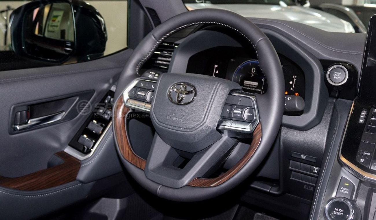 تويوتا لاند كروزر 2026 Model Toyota Land Cruiser (LC300) GXR, 3.5L Petrol 4WD 10A/T