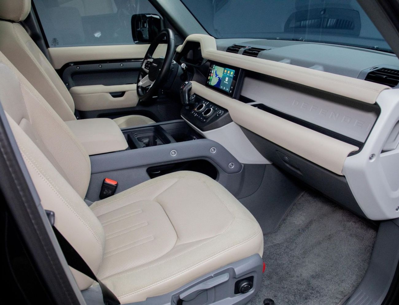 Land Rover Defender P300 110 2.0L (5 Seater) 4,695x60 • 0% DP • 2021 Land Rover Defender 110 P300 • Land Rover Warranty