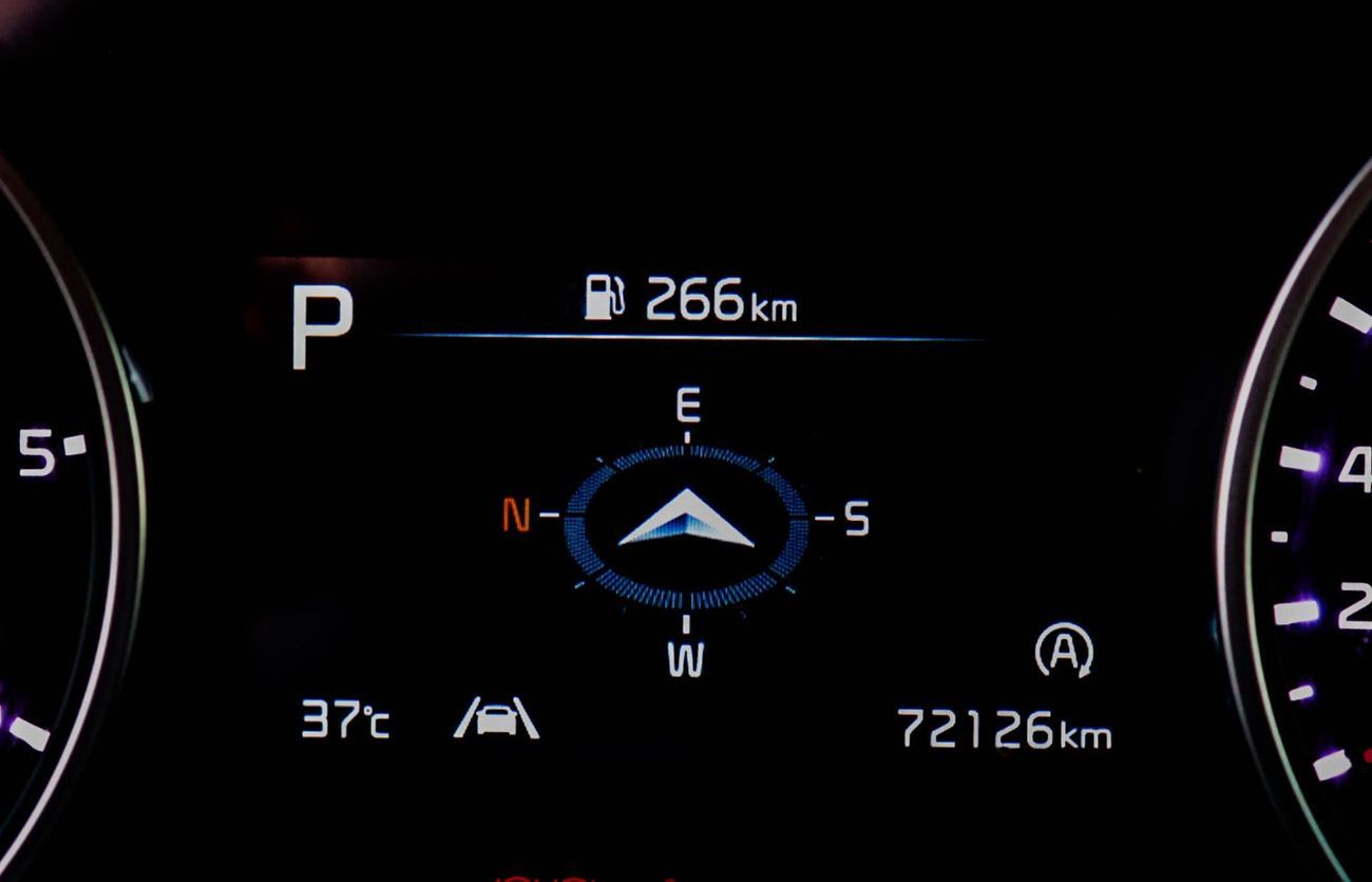 Kia Carnival Kia Carnival Diesel 2021 2.2L | Full Option | Korean