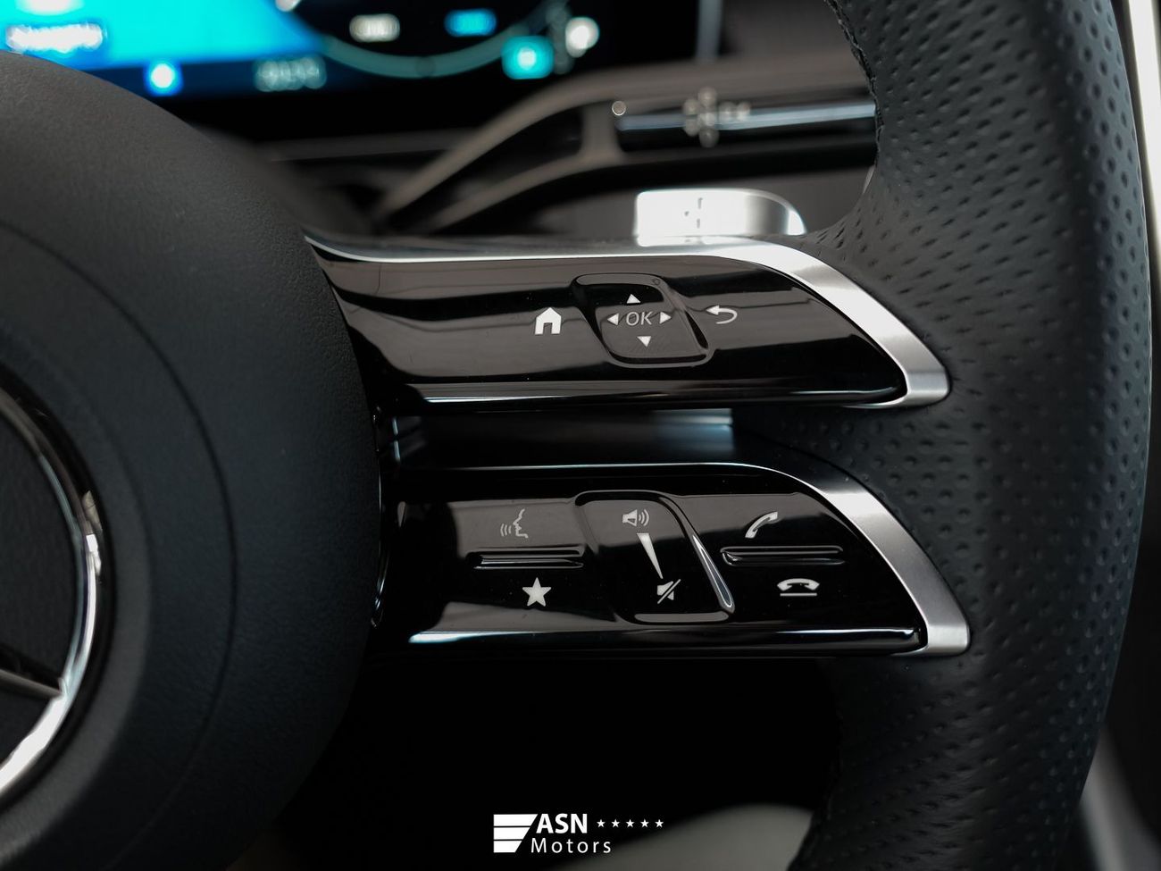 Mercedes-Benz C 200 L 1.5T Sport Edition 2025 (Export Price)