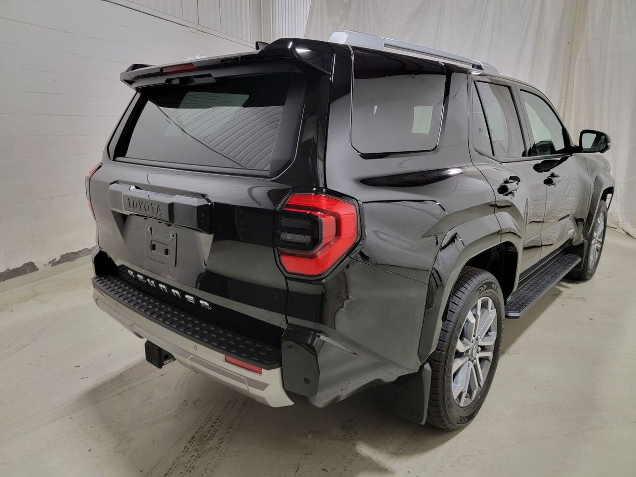 تويوتا Runner4 2025 TOYOTA 4RUNNER LIMITED 2.4L BRAND NEW 0KM