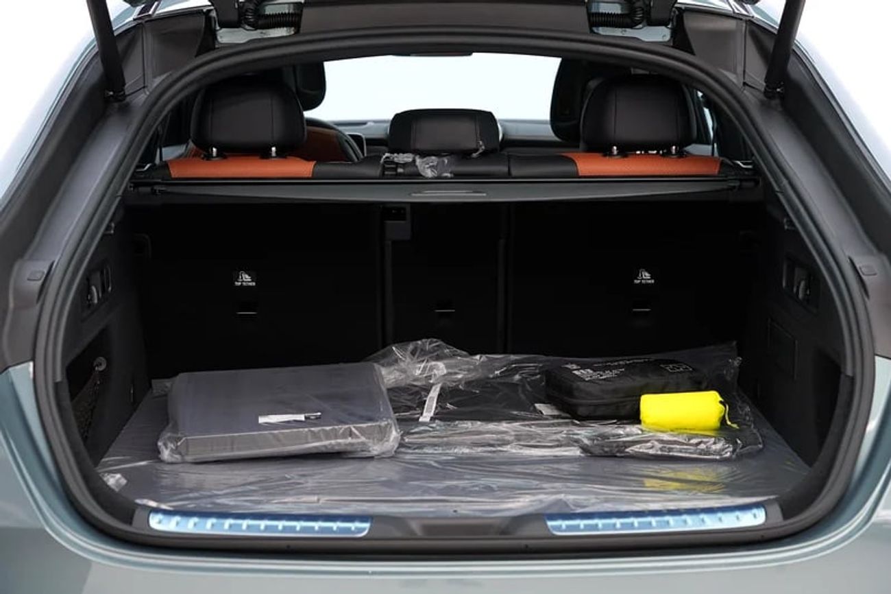 Mercedes-Benz GLC Coupe 300 Arrival | GLC 200 Coupe | GCC km | Agency Warranty | AMG Package