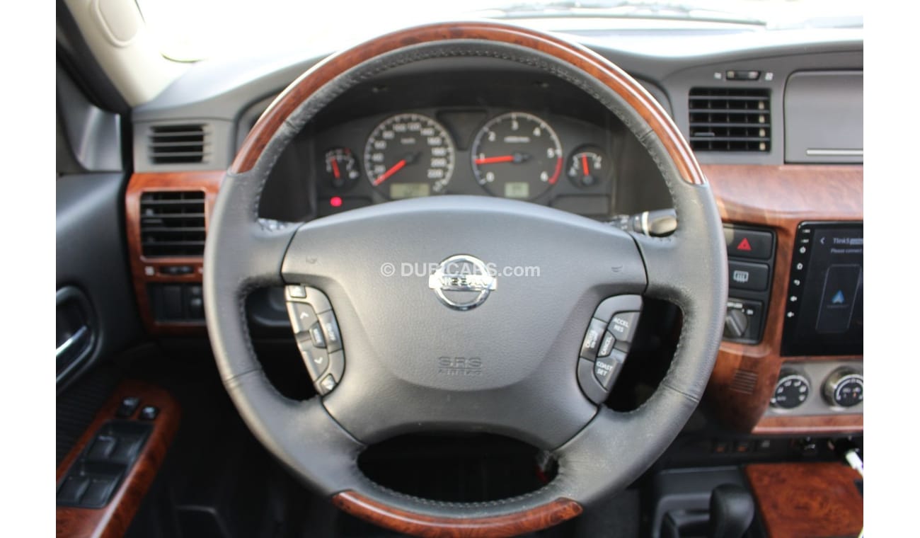نيسان باترول سفاري LHD - NISSAN PATROL 4.8L V6 PETROL 4 X 4  GRS SPECIAL AUTOMATIC