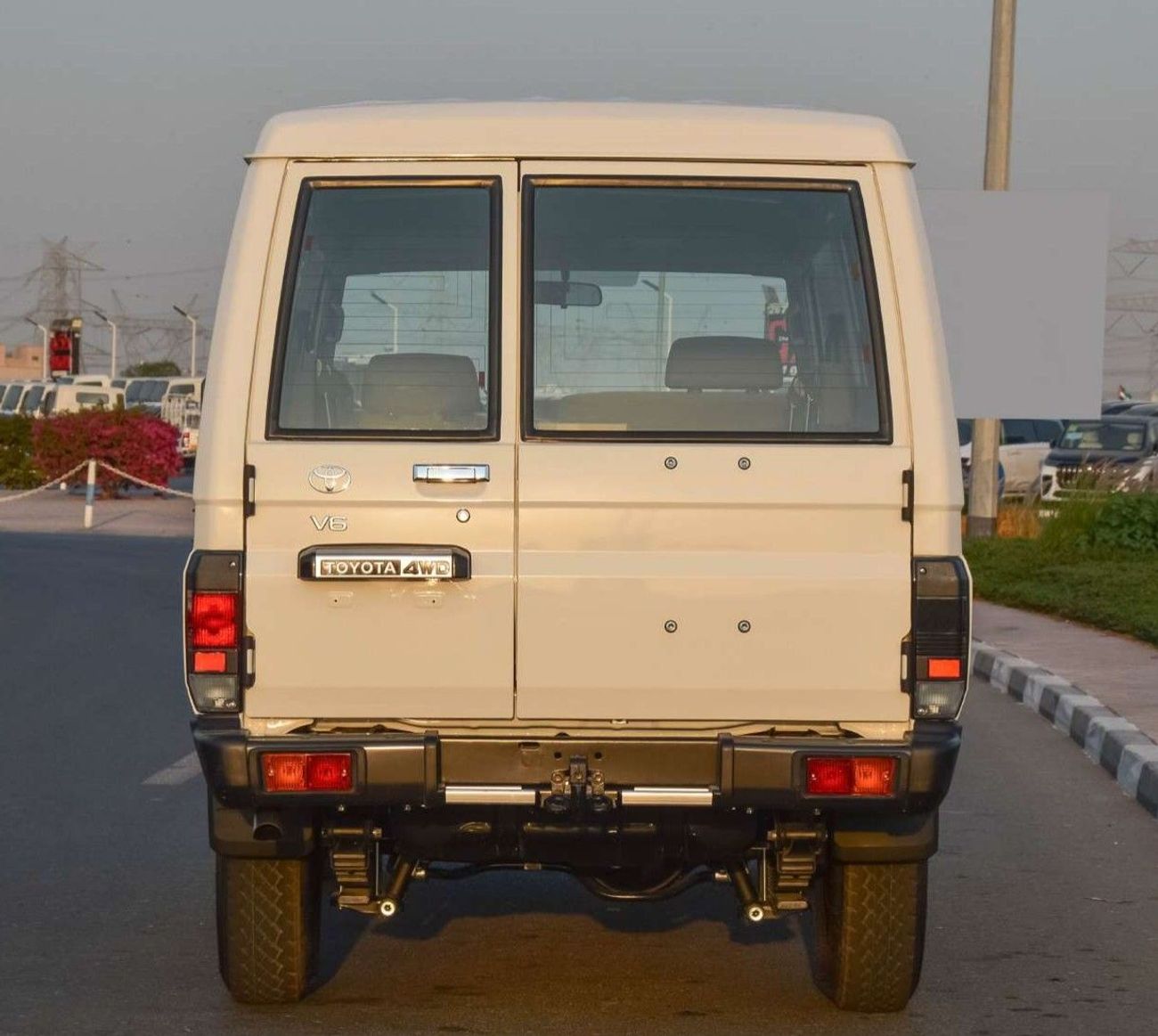 Toyota Land Cruiser 70 LC78 Hardtop 3 Doors Long , M/T , 4.0L Petrol V6 Two Tank 2025 Model