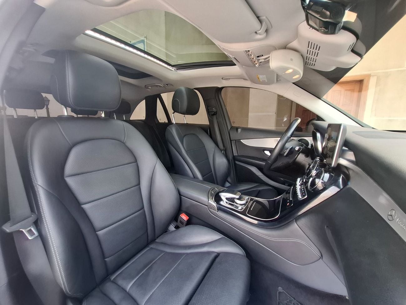 Mercedes Benz GLC350E