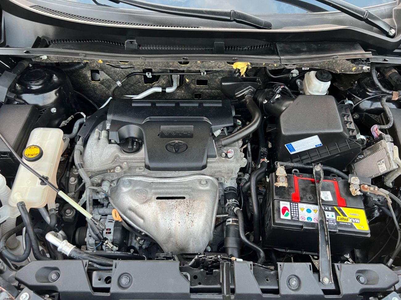 Toyota RAV4 2018 SE ADVENTURE FULL OPTION 2.5L USA IMPORTED
