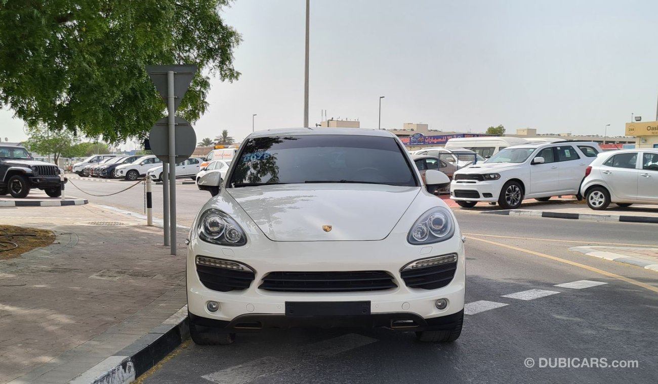 Porsche Cayenne S 2012 Full Option GCC Perfect Condition