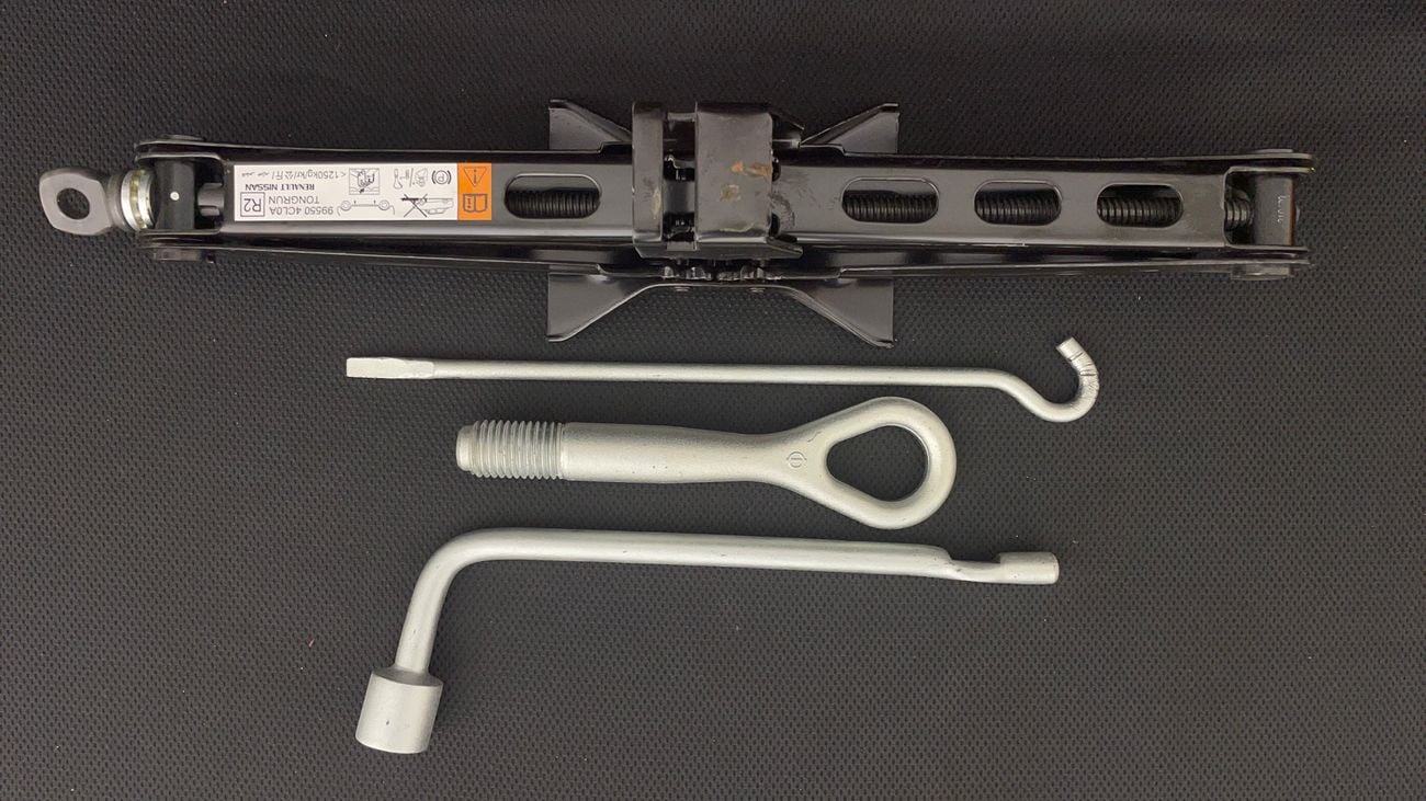 نيسان إكس تريل S 2.5 | بدون دفعة مقدمة | اختبار القيادة في المنزل