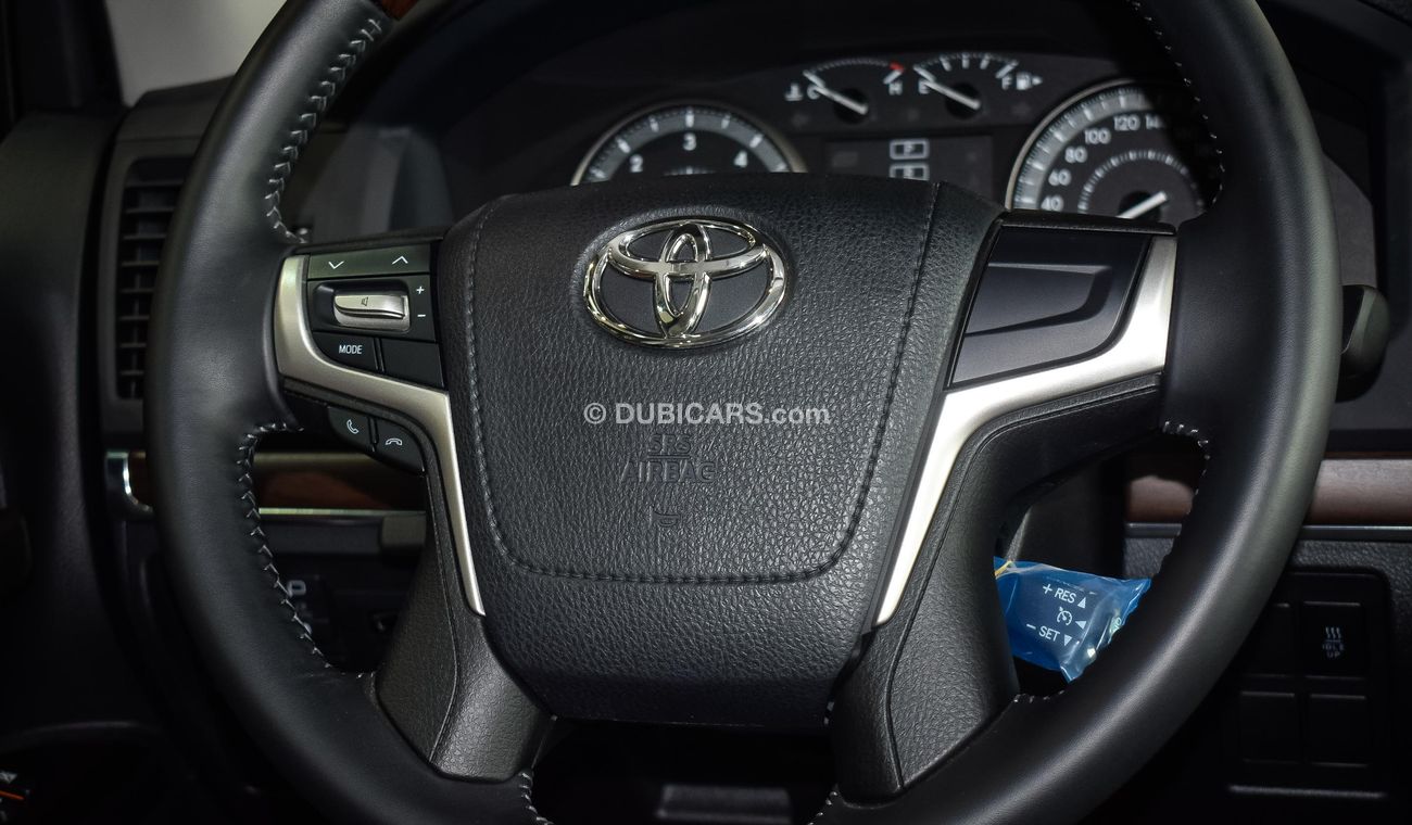 Toyota Land Cruiser GX.R V8 DIESEL