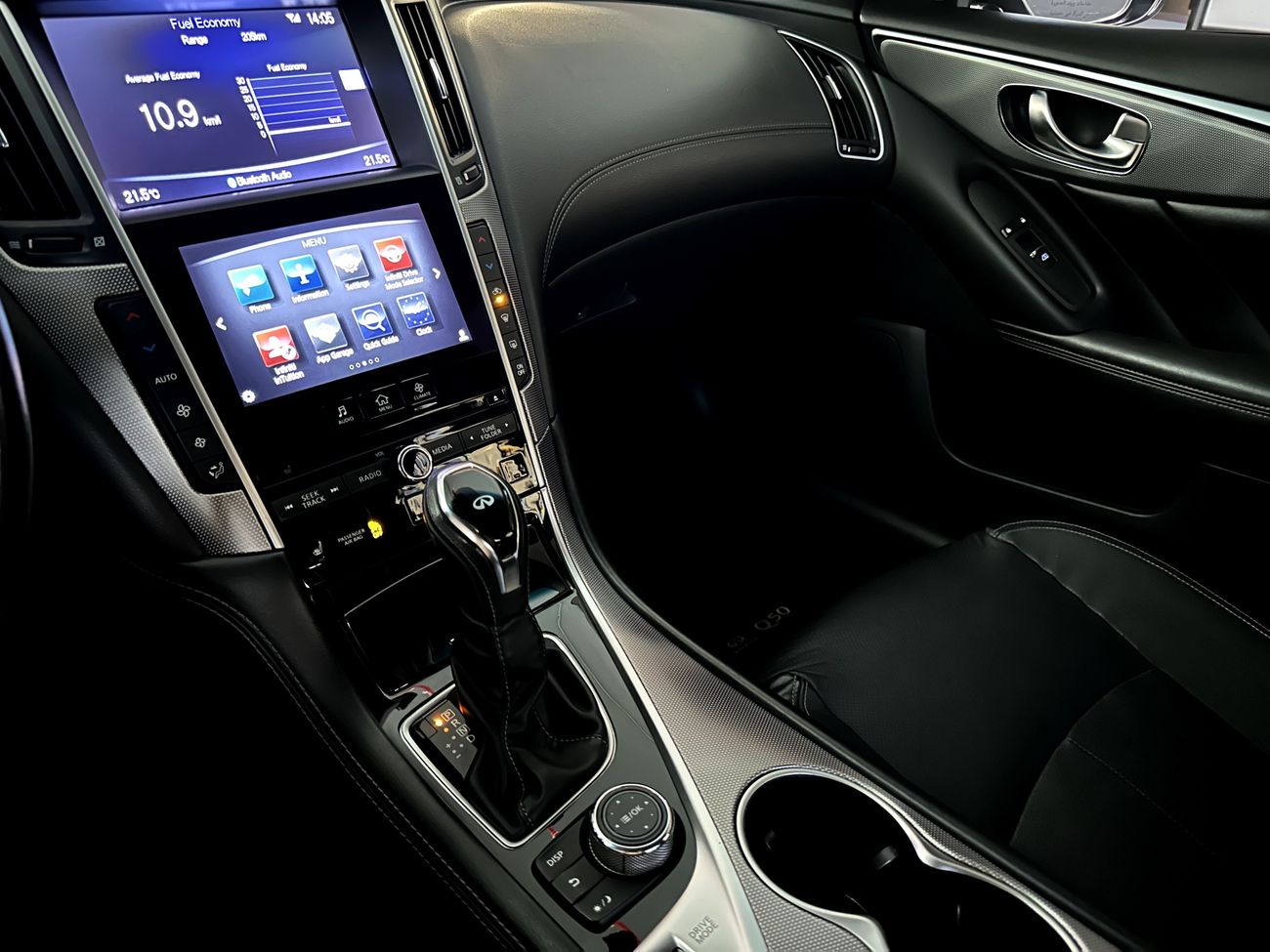 Infiniti Q50 Premium 2.0L