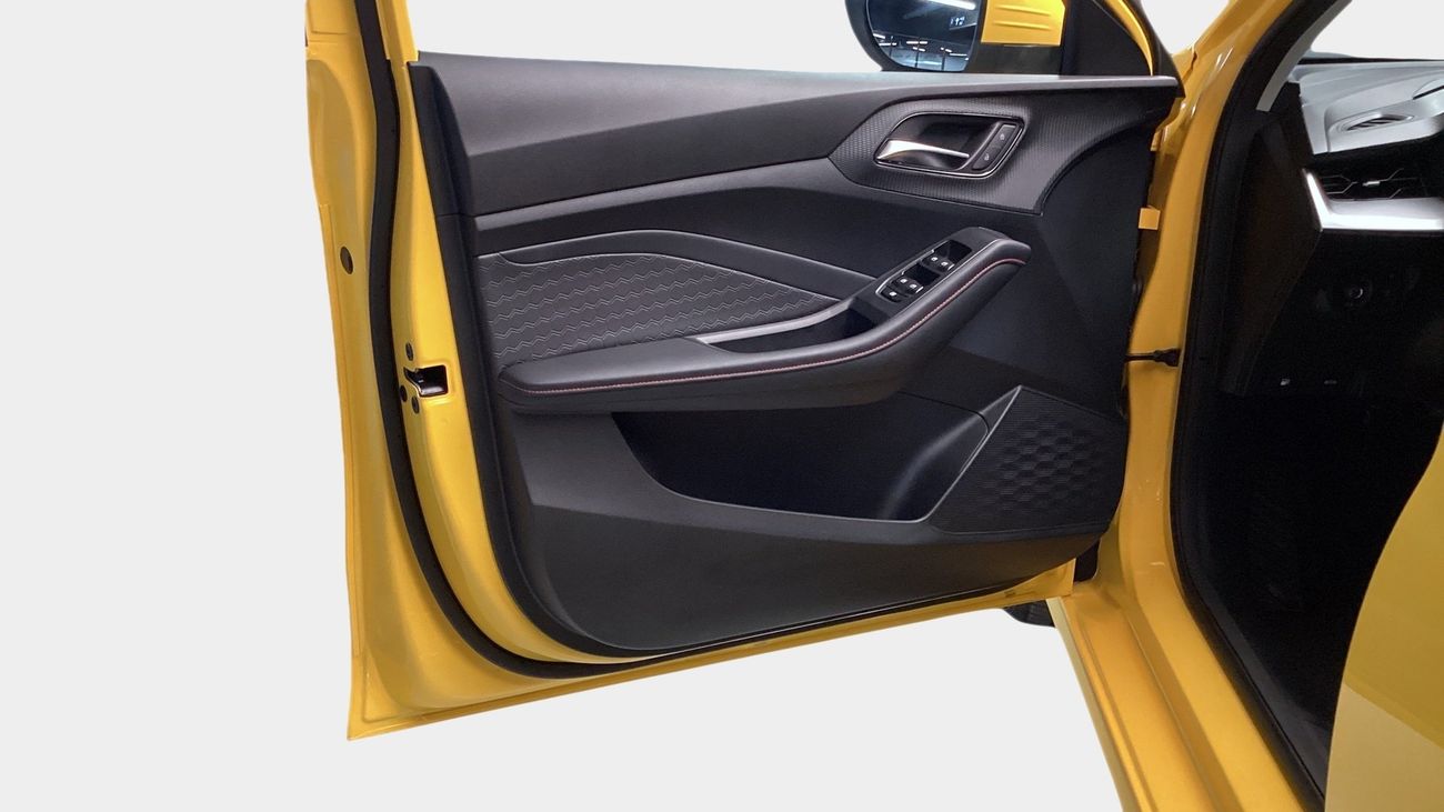 أم جي GT 1.5T LUX DCT | شامل الضمان | 0 ﺪﻔﻋﺓ ﺃﻮﻟﻯ