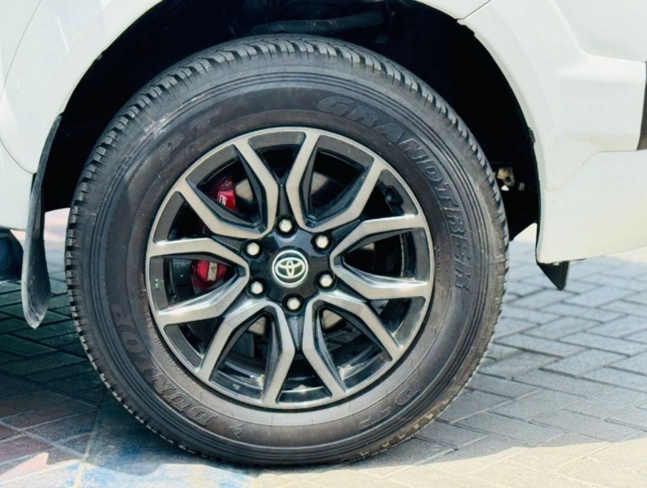 تويوتا هيلوكس Toyota Hilux GR Sport edition