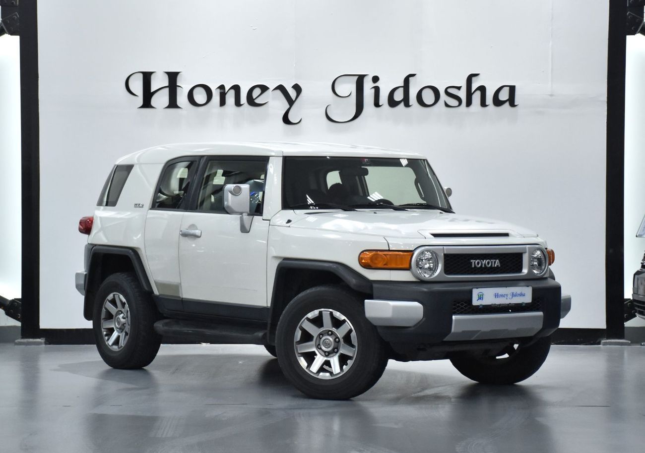 تويوتا إف جي كروزر EXCELLENT DEAL for our Toyota FJ Cruiser GXR ( 2016 Model ) in White Color GCC Specs