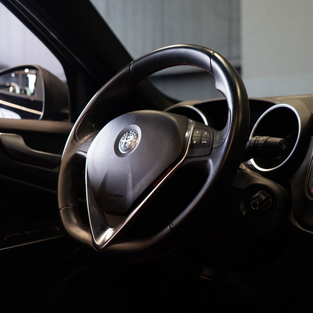 Alfa Romeo Giulietta AED 861 pm • 0% Downpayment • Alfa Romeo Giulietta Veloce 2021 • Agency Warranty