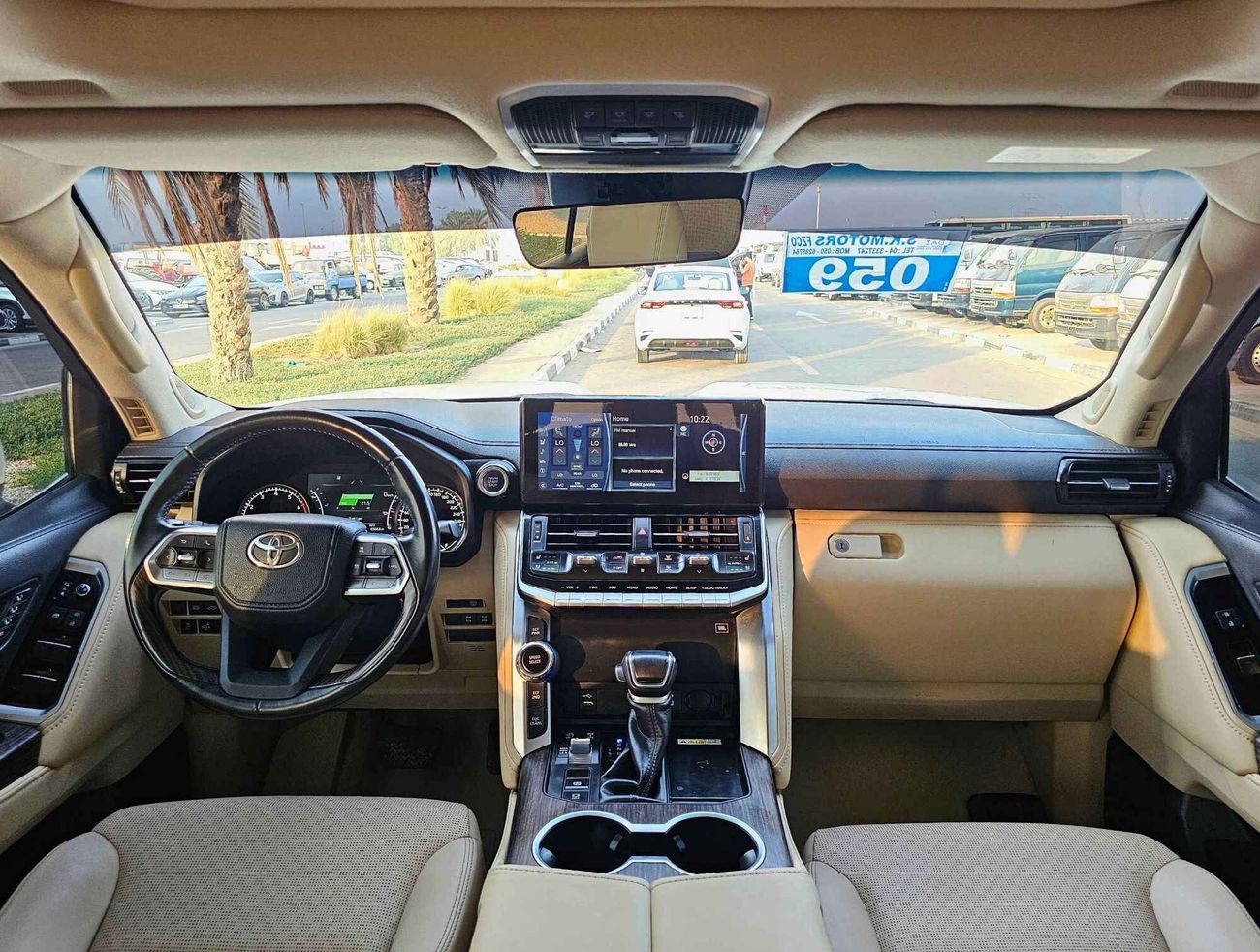 Toyota Land Cruiser VXR/ TWIN  TURBO 3.5/ RADAR/ FULL  OPTION/ LOW MILEAGE/  EXPORT ONLY / LOT#4007481