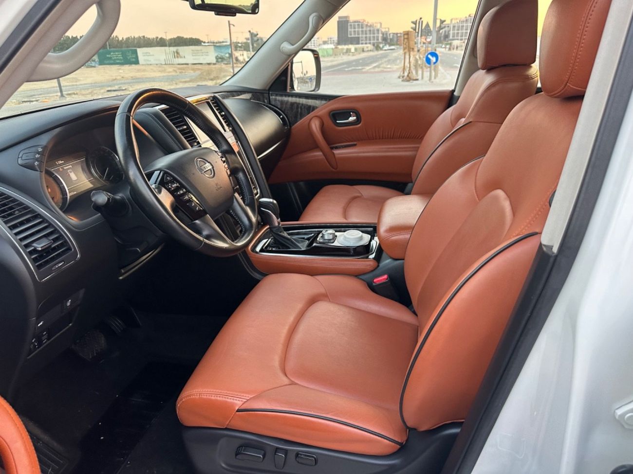 Nissan Patrol SE T1 4.0L MODEL 2020 GCC CAR PERFECT CONDITION INSIDE AND OUTSIDE FULL OPTION