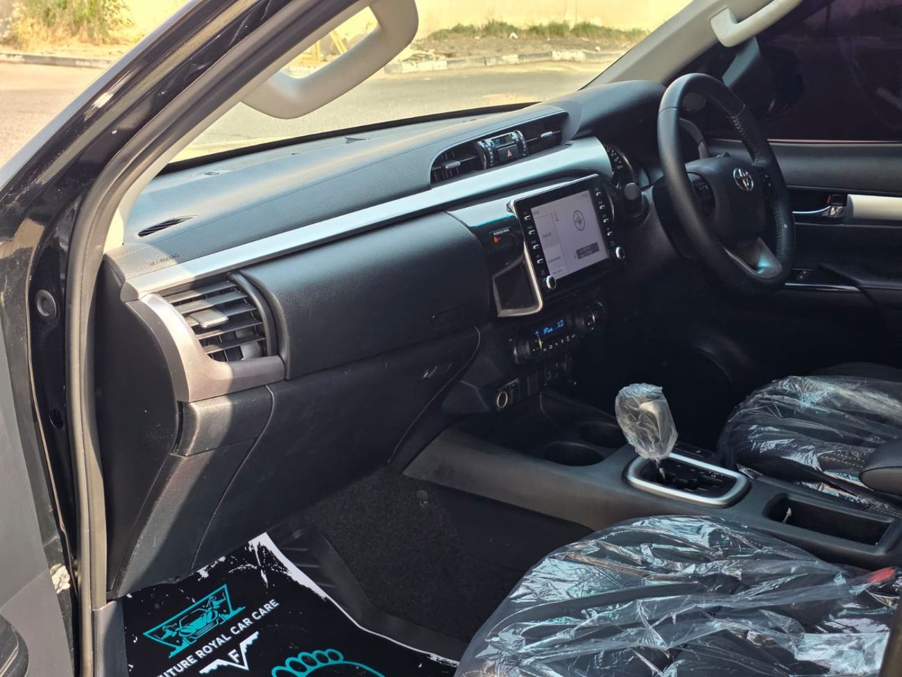 Toyota Hilux RIGHT HAND DRIVE ONLY FOR EXPORT 2.8 LITER SHAPE MODIFIED 2024