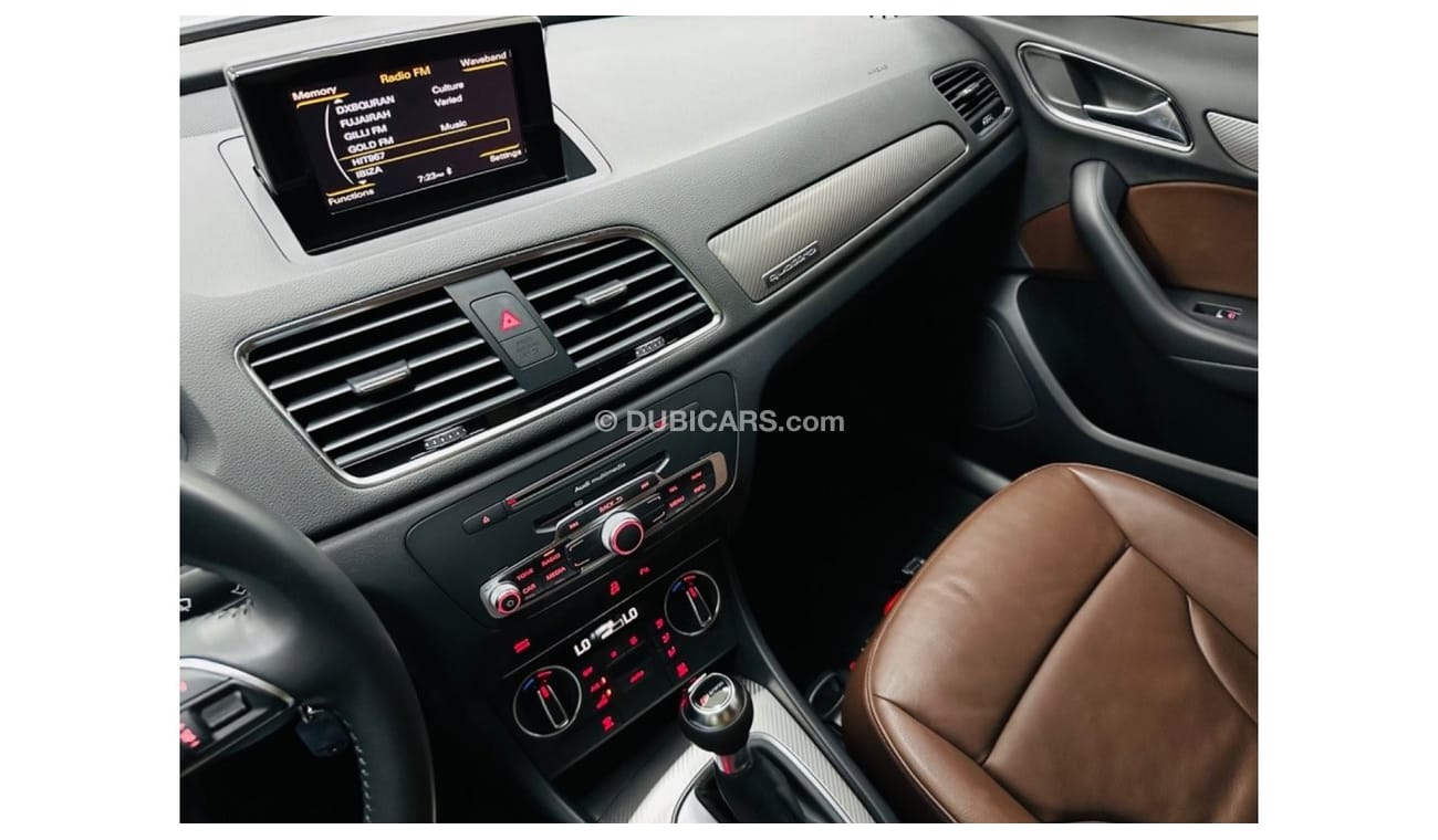 Audi Q3 35 TFSI S-Line GCC .. FSH .. S line .. Perfect Condition .. 4Cyl