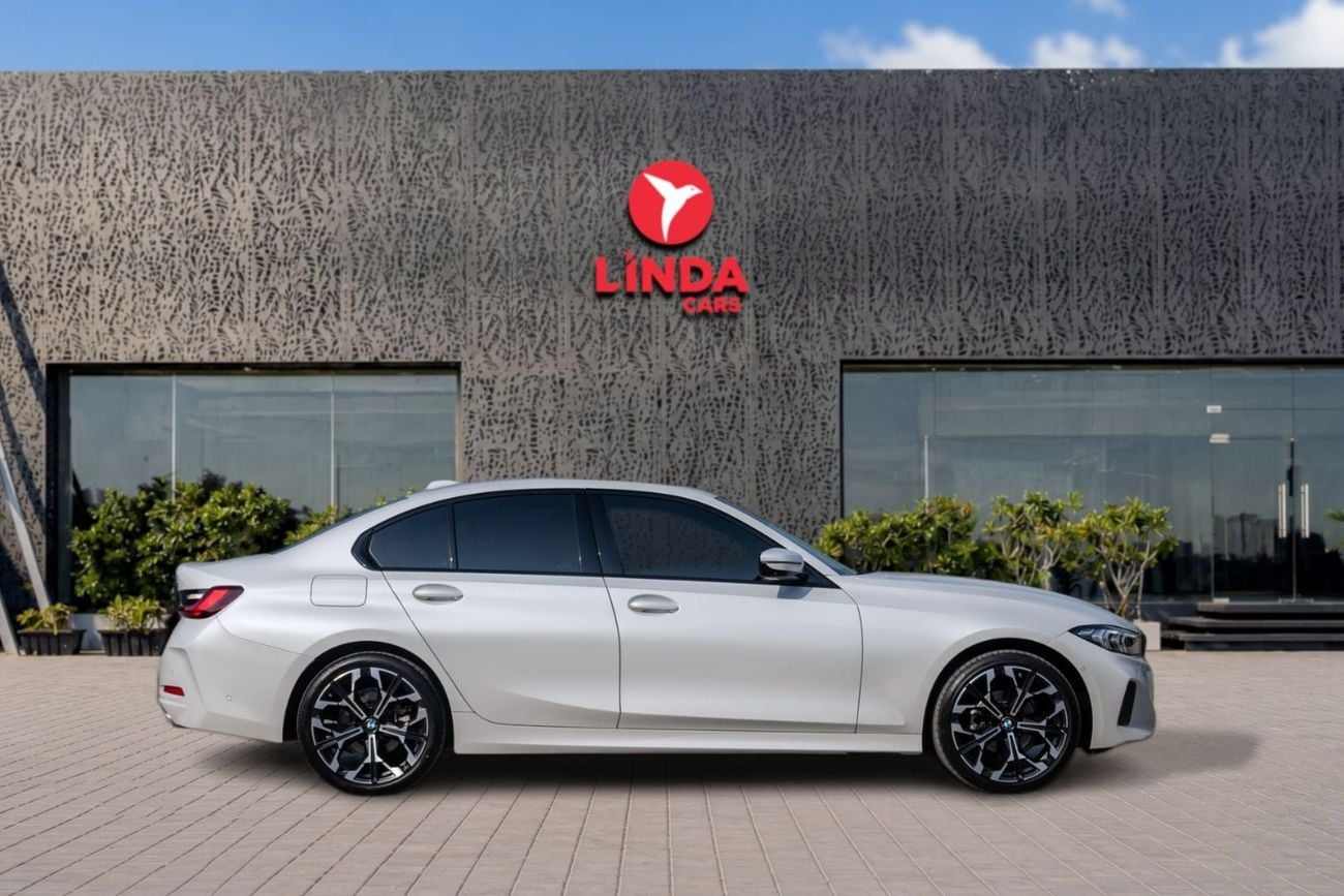 BMW 318i BMW 318i Excellence 2.0 Twin Turbo 2025 GCC | Agency Warranty | Service Contract