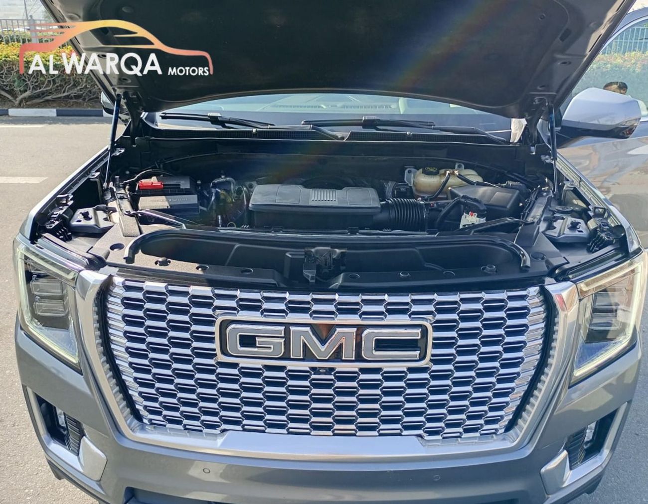 جي أم سي يوكون XL Denali 6.2L (7 Seater)