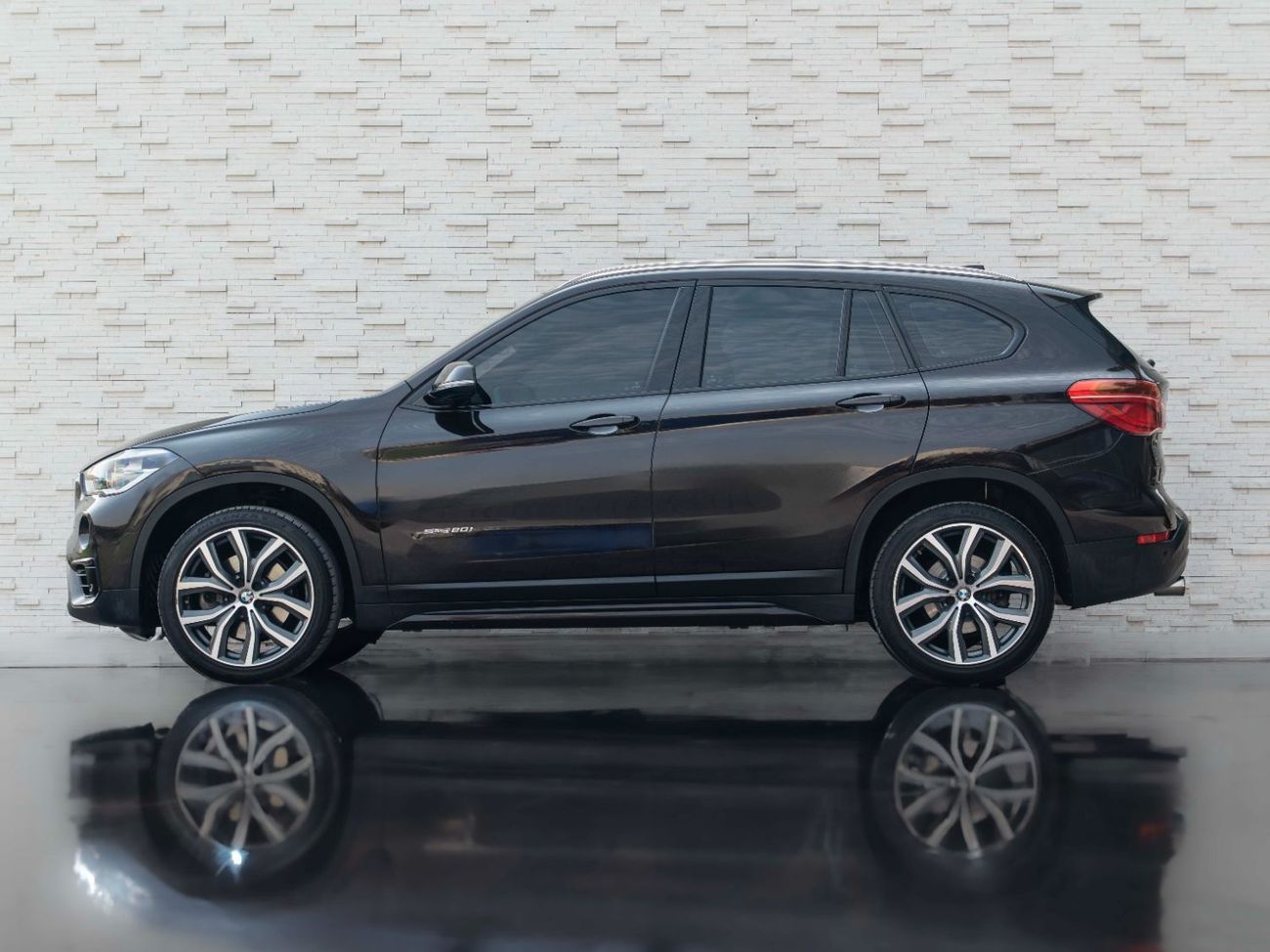 بي أم دبليو X1 sDrive 20i M Sport 2.0L