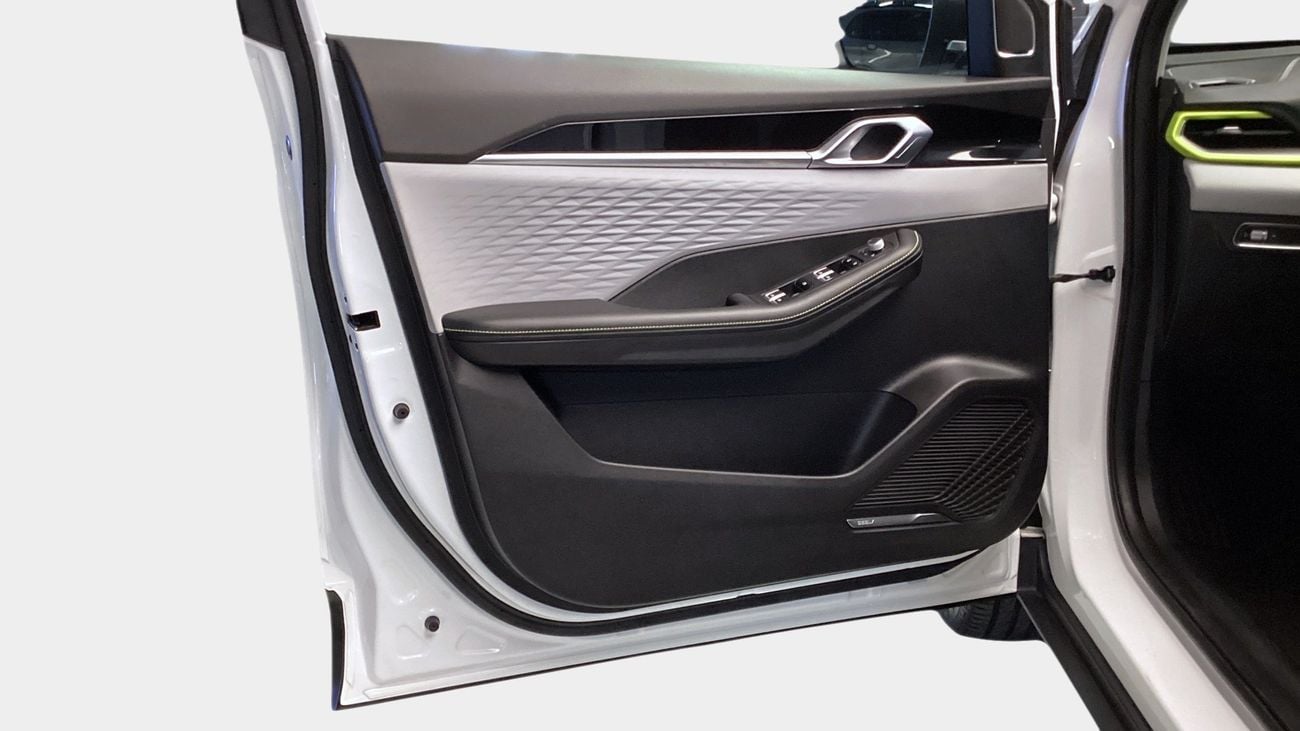 Geely Coolray GL | upto AED 20,000 Ramadan Discount | Guaranteed Warranty | 0 Down Payment