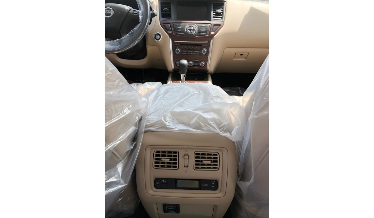 Nissan Pathfinder NISSAN PATHFINDER 2019 FULL OPTION