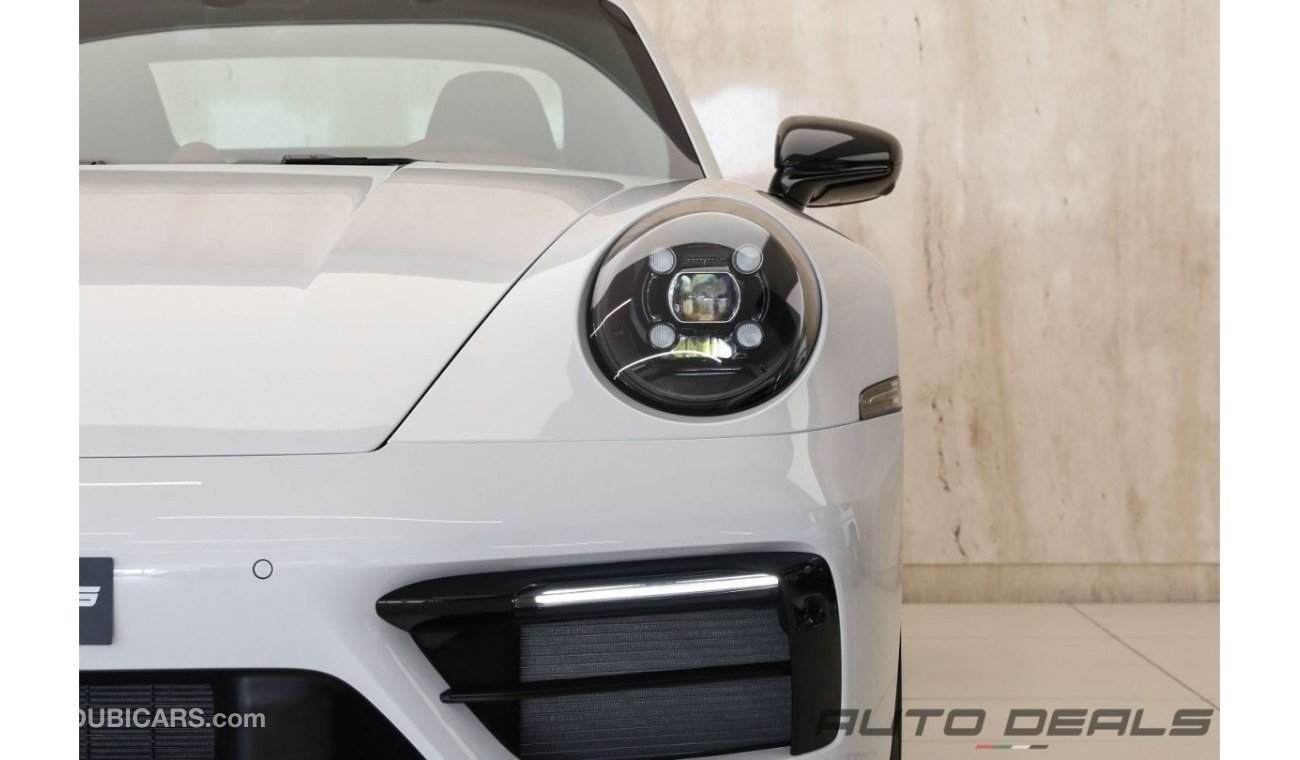Porsche 911 GTS | 2024 - Brand New - GCC - Warranty - Best in Class - Top of the Line | 3.0L V6