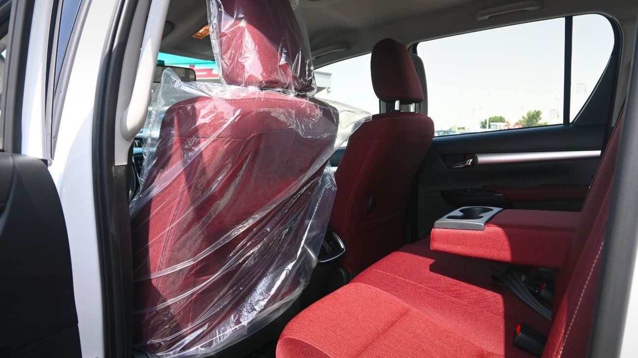تويوتا هيلوكس تويوتا هيلوكس TOYOTA HILUX 4.0L V6 PETROL DC AT 2025