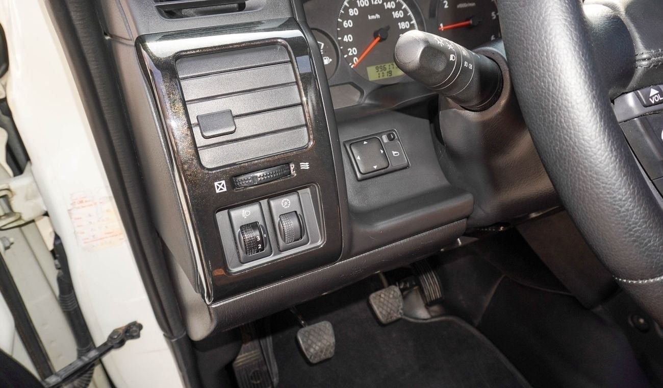 نيسان باترول سوبر سفاري