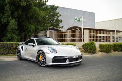 Porsche 911 Turbo S 3.8L (640 HP) Coupe