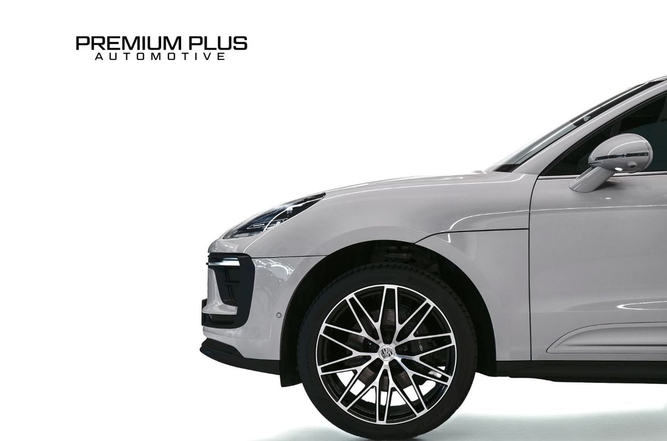 بورش ماكان Base 2025 Porsche Macan, 2027 Porsche Warranty, Sport Chrono Package, Very Low Kms, GCC