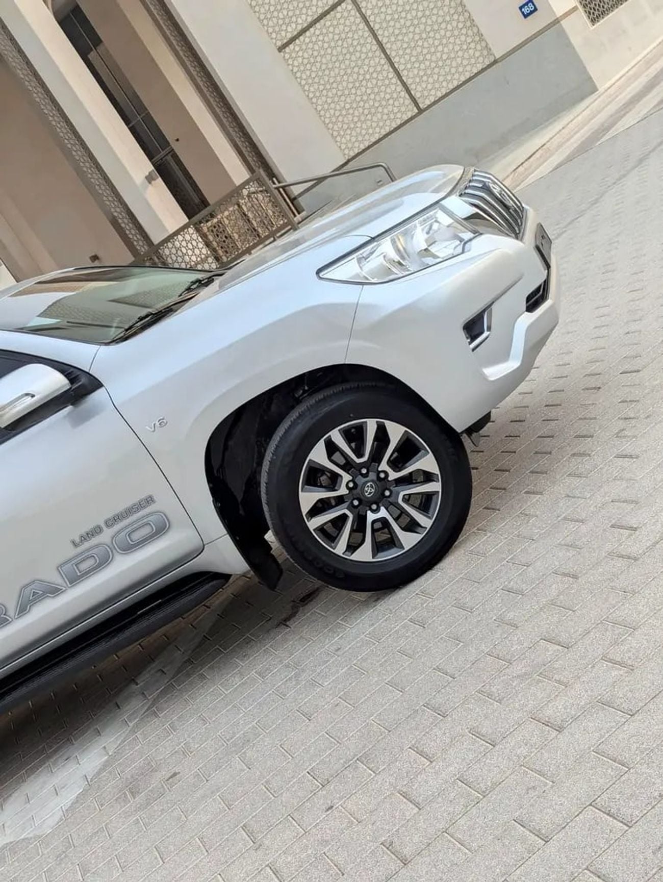 Toyota Prado TX-L Top full Option V6 4.0L GCC specs Excellent Condition