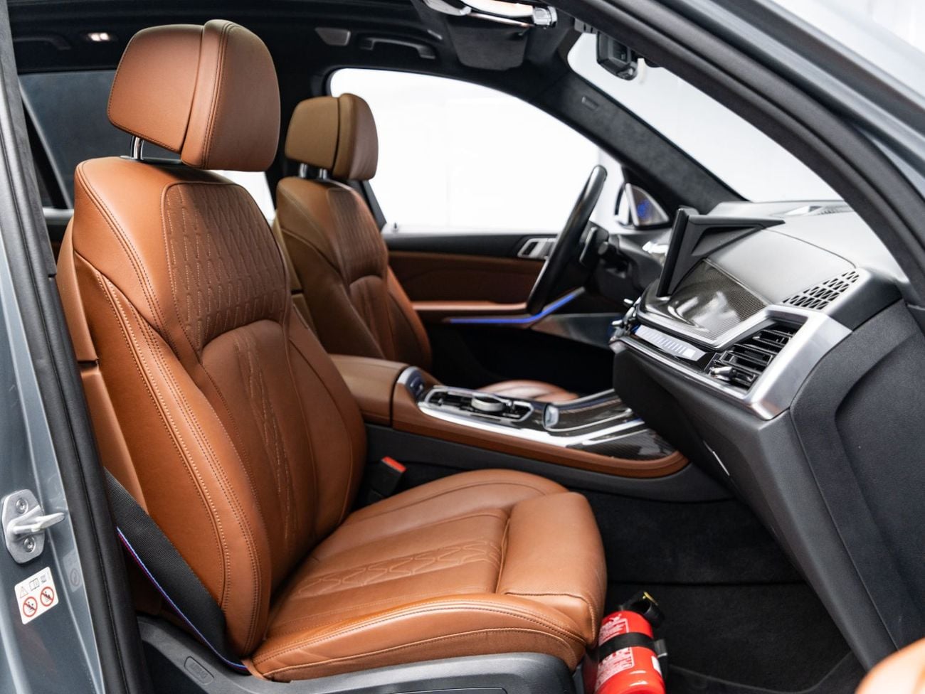 BMW X7 BUY NOW, PAY 2027 | THE BLACKLINE STANDARD | November 2028 BMW Warranty + Service, GCC