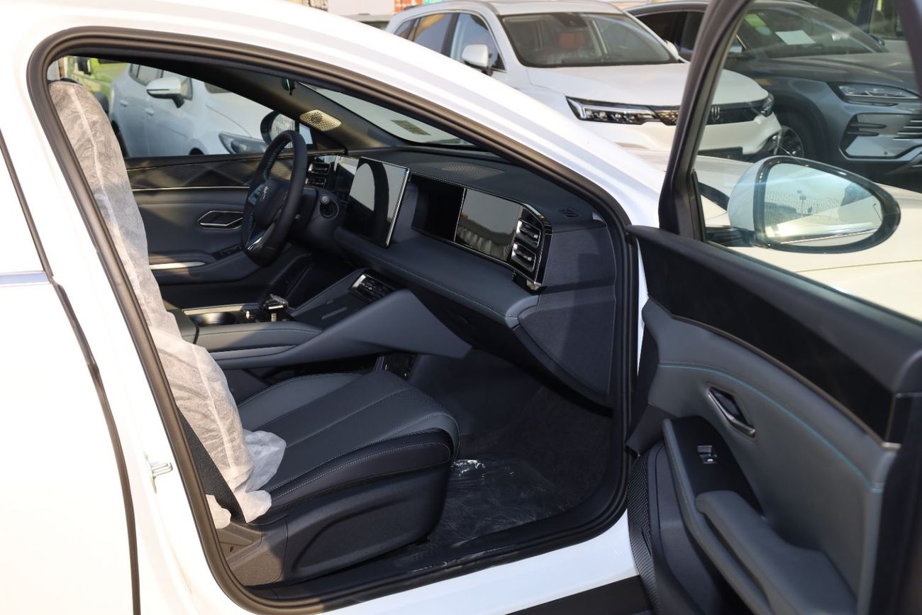 بي واي دي كين ال دي ام-اي BYD QIN L DM-I 120KM LEADING 2024