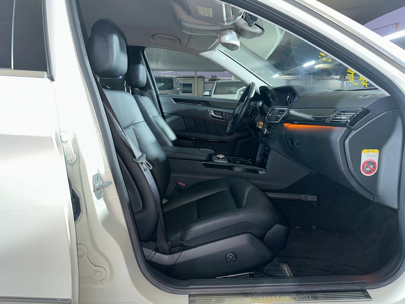 Mercedes-Benz E 350 MERCEDES E-CLASS E350 2011 3.5L | FULL SERVICE HISTORY | TWO KEYS | AVANTGARDE PACKAGE