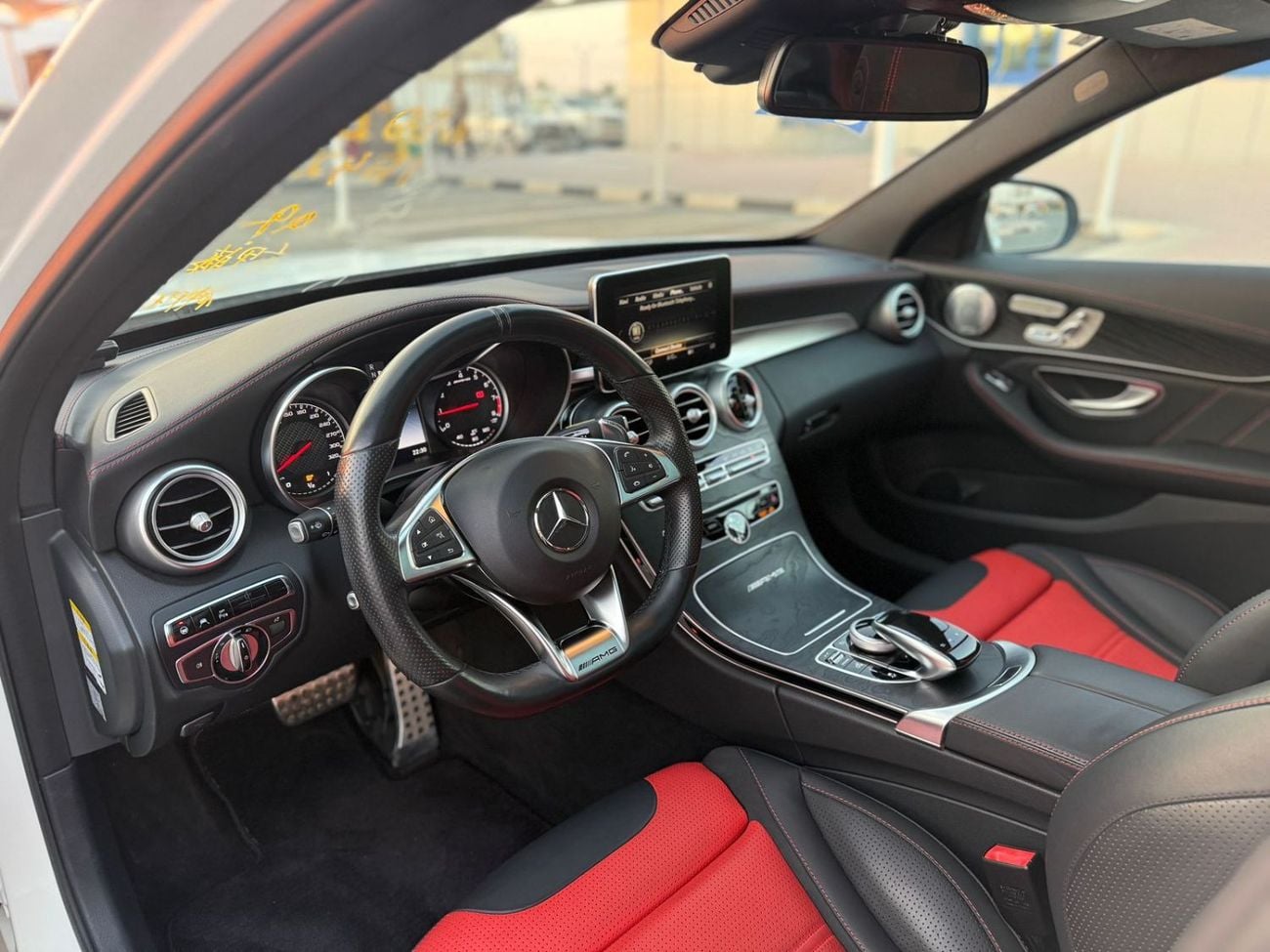 Mercedes-Benz C 63 AMG MERCEDES C 63 AMG WHITE 2017