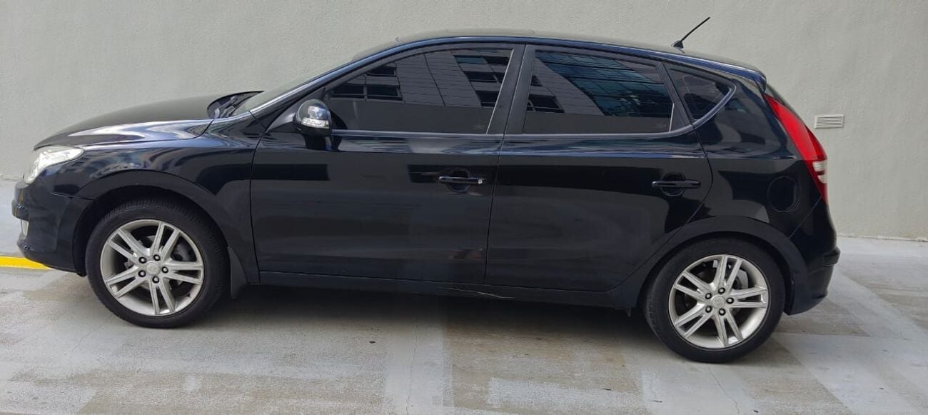 هيونداي i30 GLS 1.8L