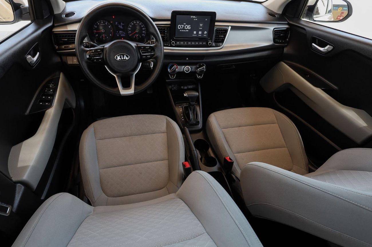 Kia Rio Kia Rio 2021 GCC under Agency Warranty with Flexible Down-Payment.