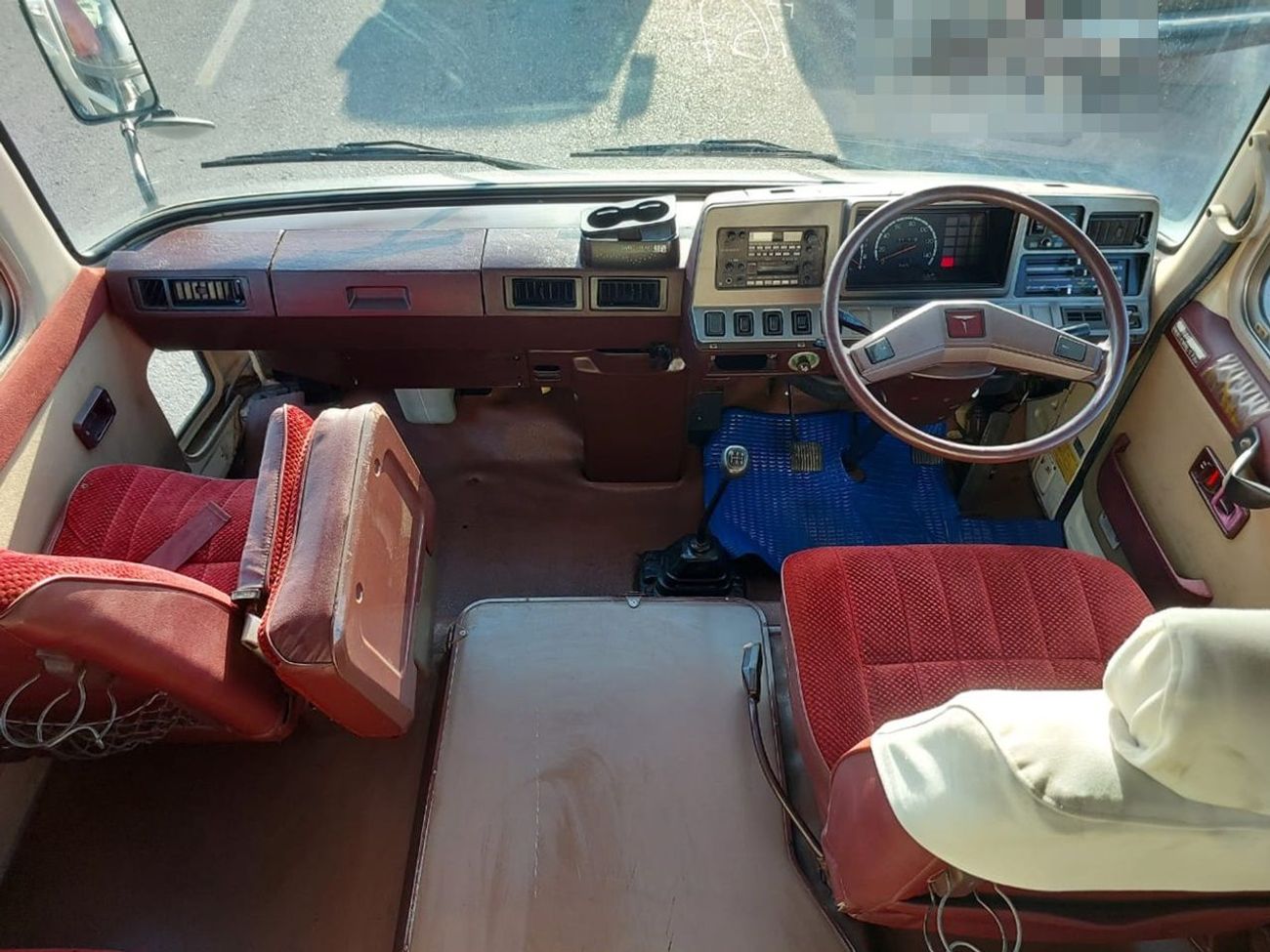 Toyota Coaster TOYOTA COASTER BUS RHD 1986 MODEL 4.0 L DIESEL MANUAL(PM00581)